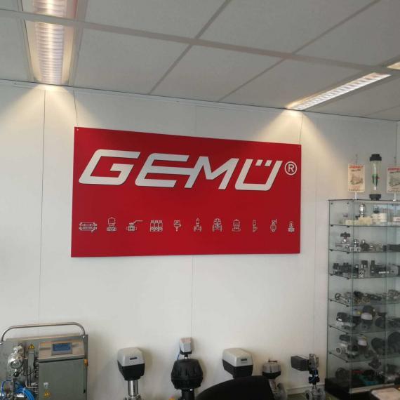 GEMU Valves CTOUCH laser nova 75 touchscreen Marcelis Halle Smart Office Aver cam