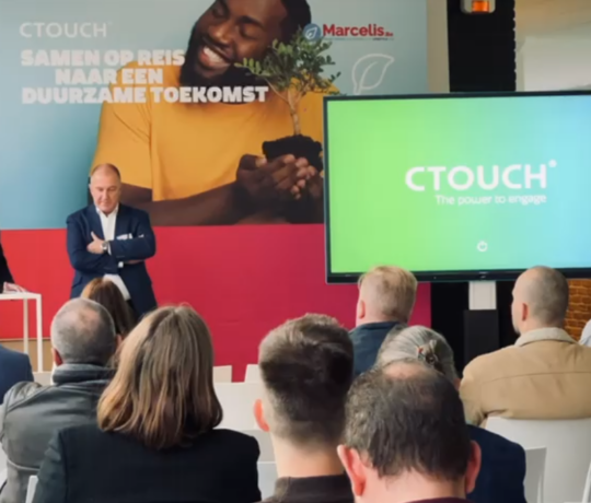 Marcelis Clevertouch ctouch event digiboard touchscreen presentatie